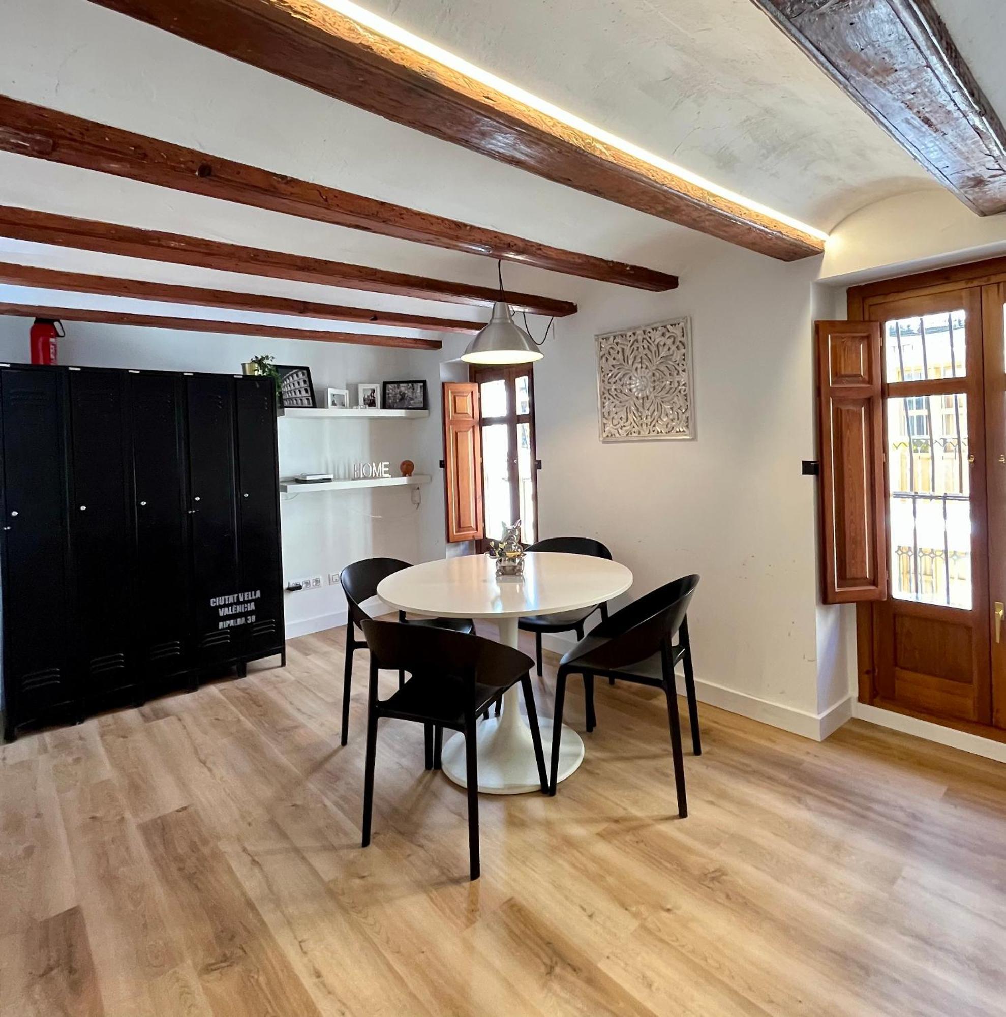 Werentvlc - Encantador Loft Casco Antiguo Valence Extérieur photo